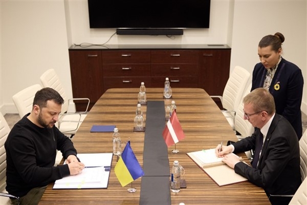 Ukrayna ile Letonya arasında ikili güvenlik anlaşması imzalandı