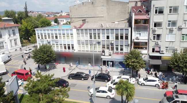 Atatürk Bulvarı'ndaki O Bina Mühürlendi